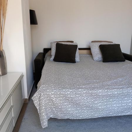 Appartement Independant Dans Une Villa Miramas Esterno foto